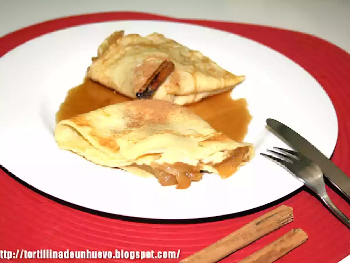 Crepes de manzana y crema de naranja