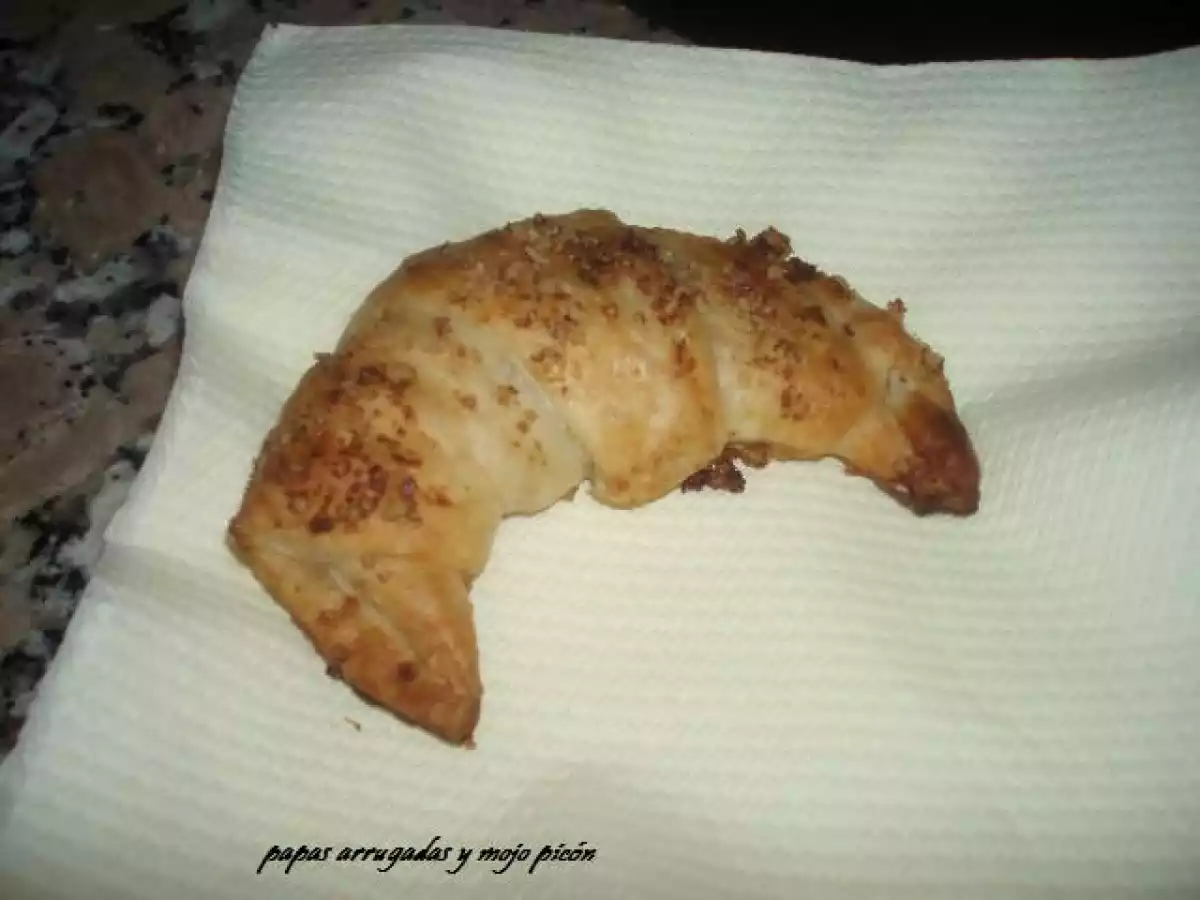 CROISSANT DE CHOCOLATE PASO A PASO