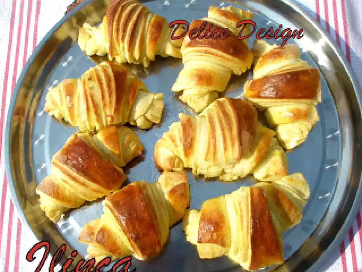 Croissant de mantequilla y miel - foto 2
