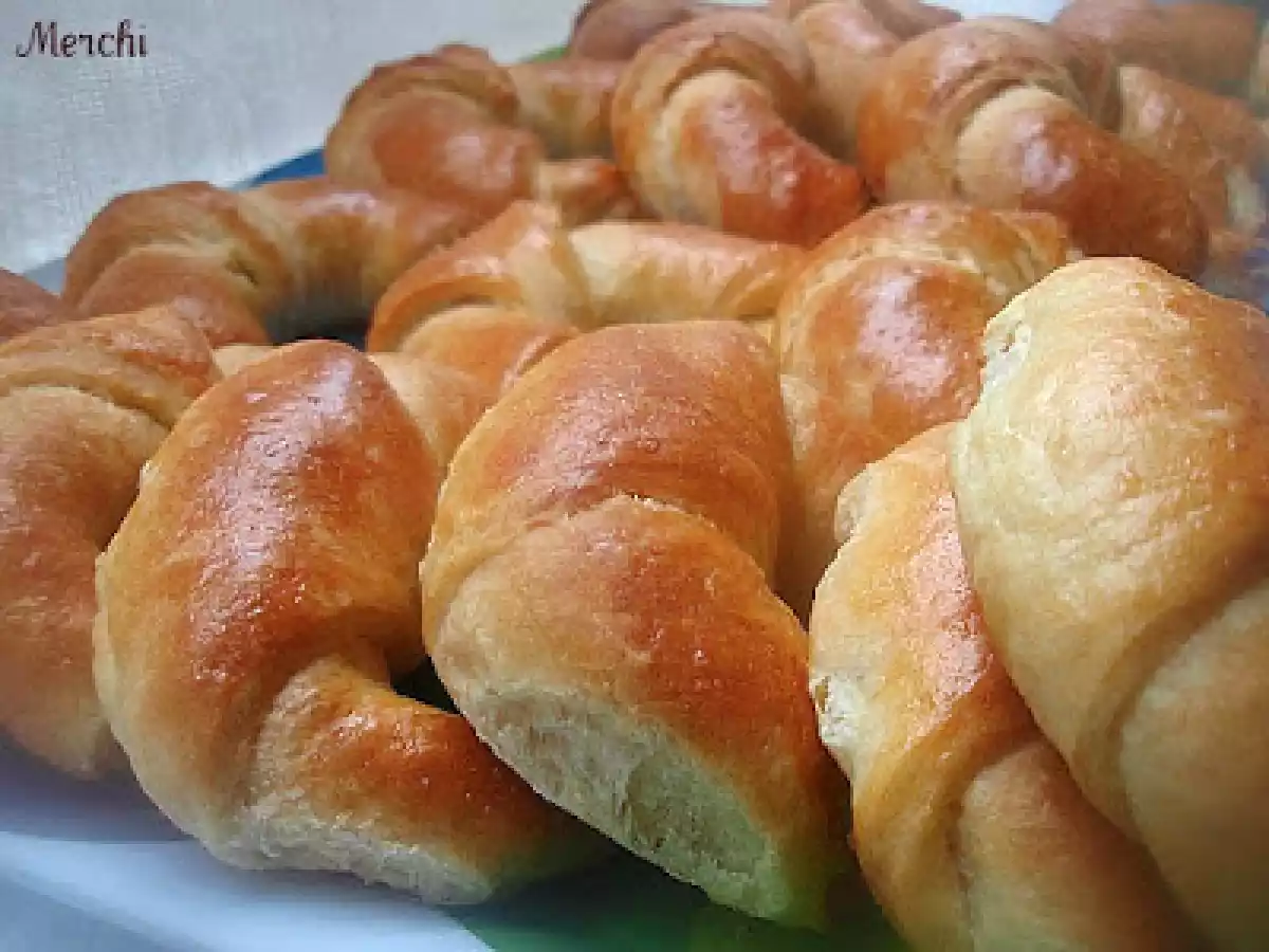 Croissants caseros