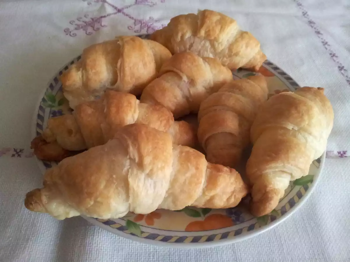 Croissants de bacon y queso