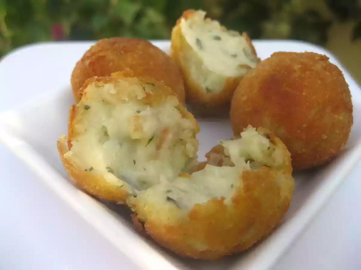 Croquetas de gambas al ajillo ( con y sin Thermomix)