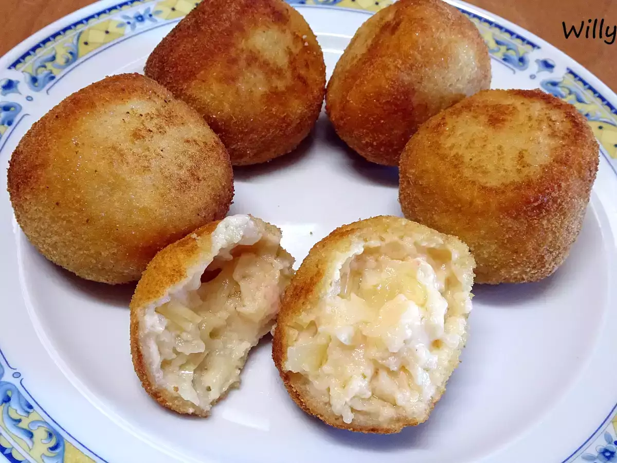 Croquetas de langostinos navideñas