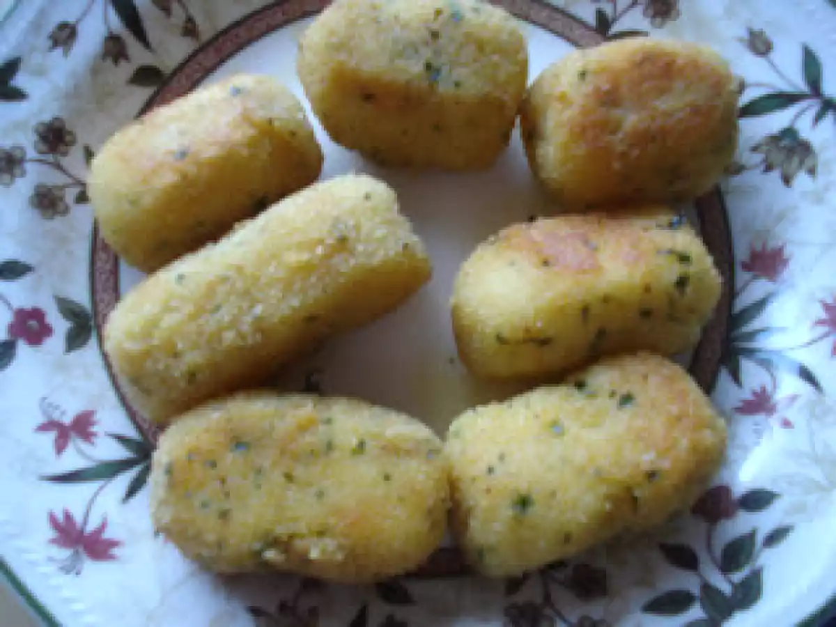 CROQUETAS DE MERLUZA Y GAMBAS