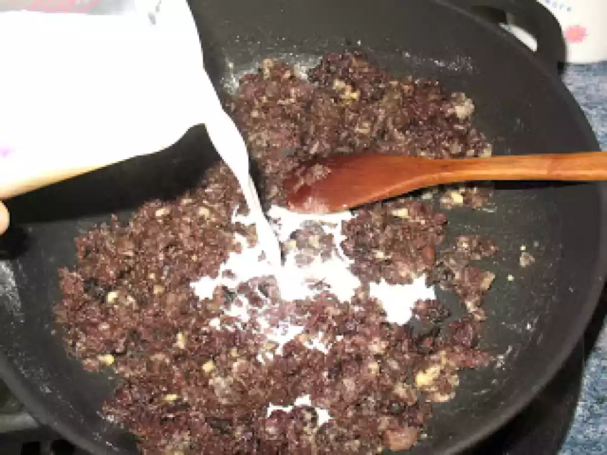 Croquetas de morcilla - foto 8