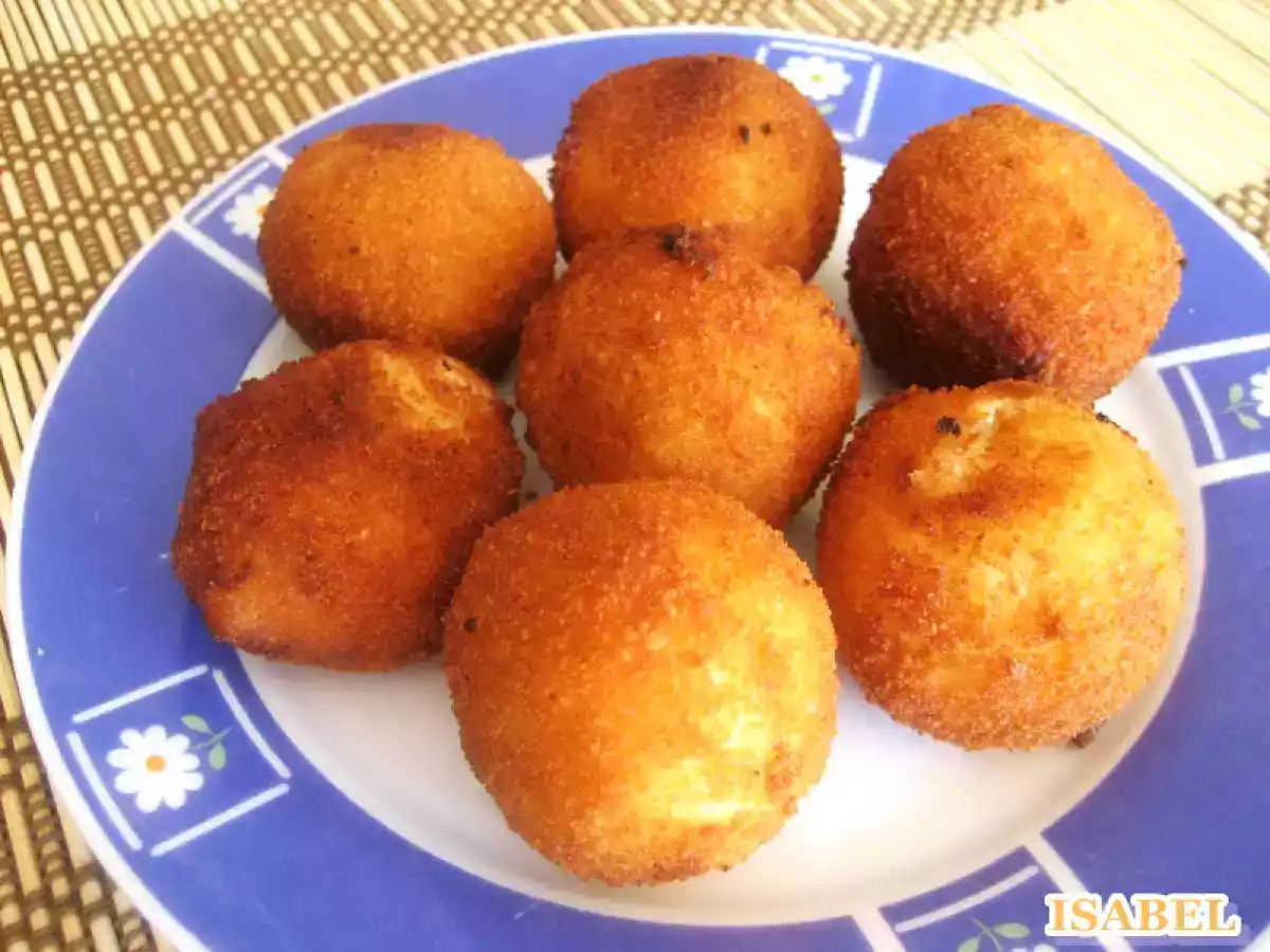 Croquetas de patata y chorizo