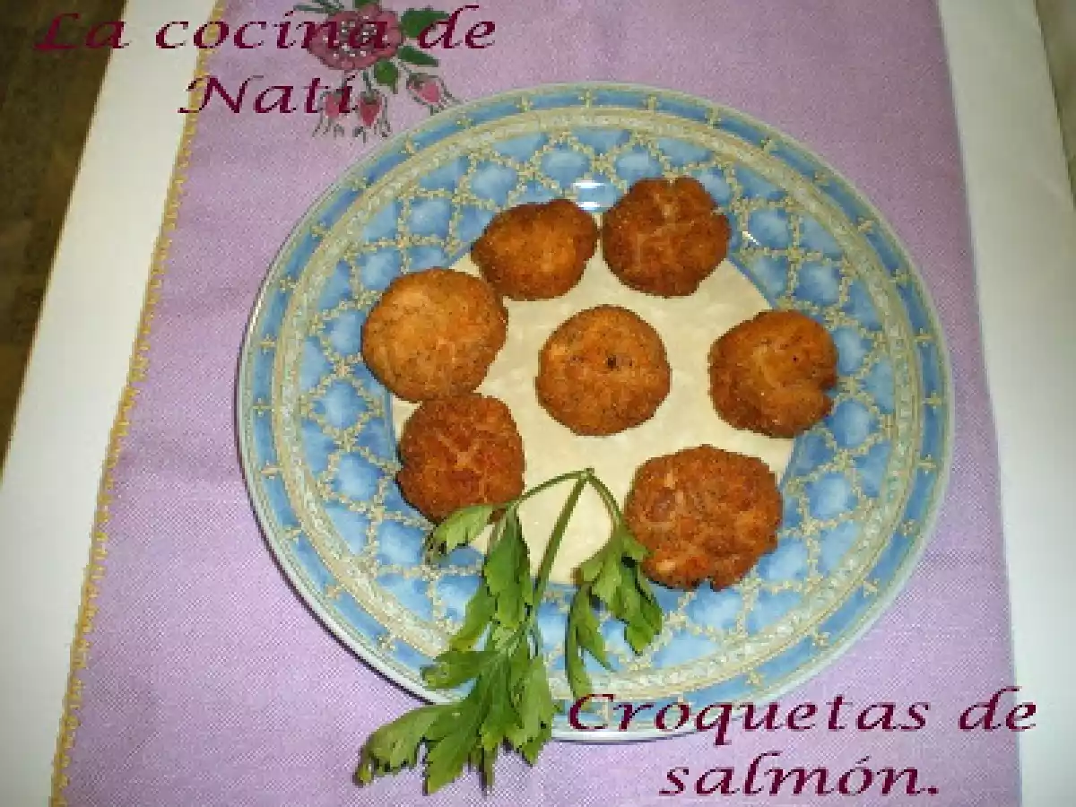 CROQUETAS DE SALMON CON SALSA A LA MOSTAZA