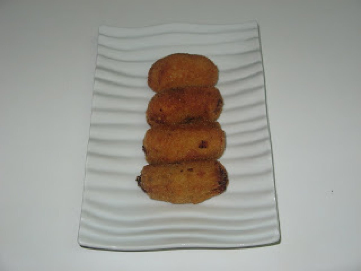 CROQUETAS DE TORTA DEL CASAR