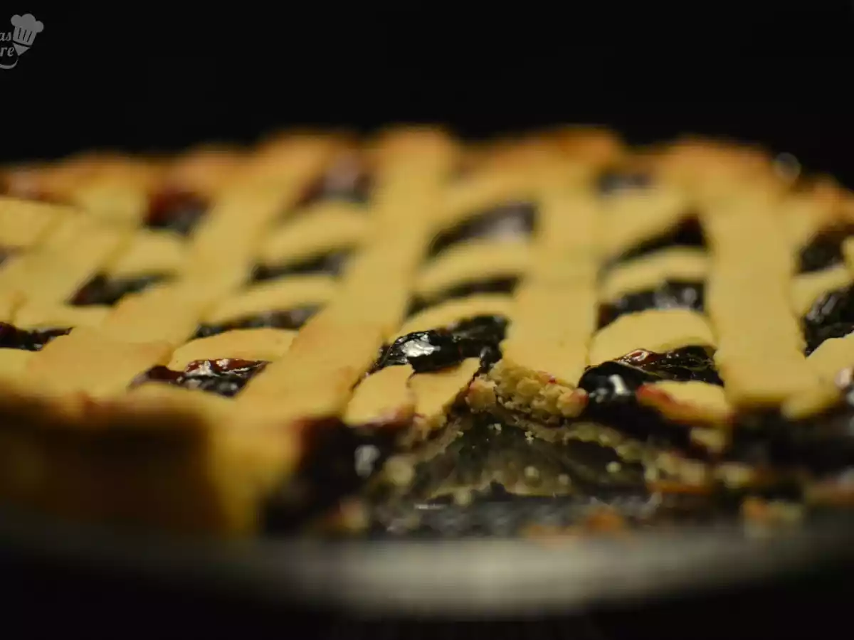 Crostata con mermelada de frutos rojos