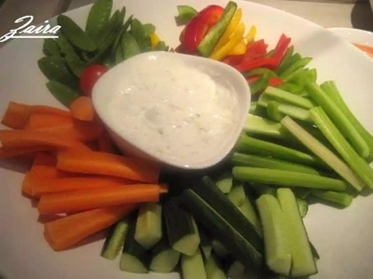 Crudités con salsa de queso