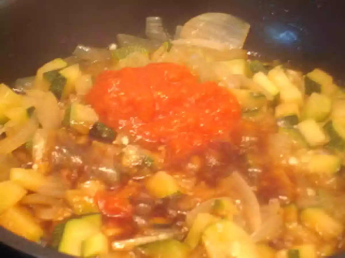 Crujiente de gambas y salmón con verduritas - foto 4