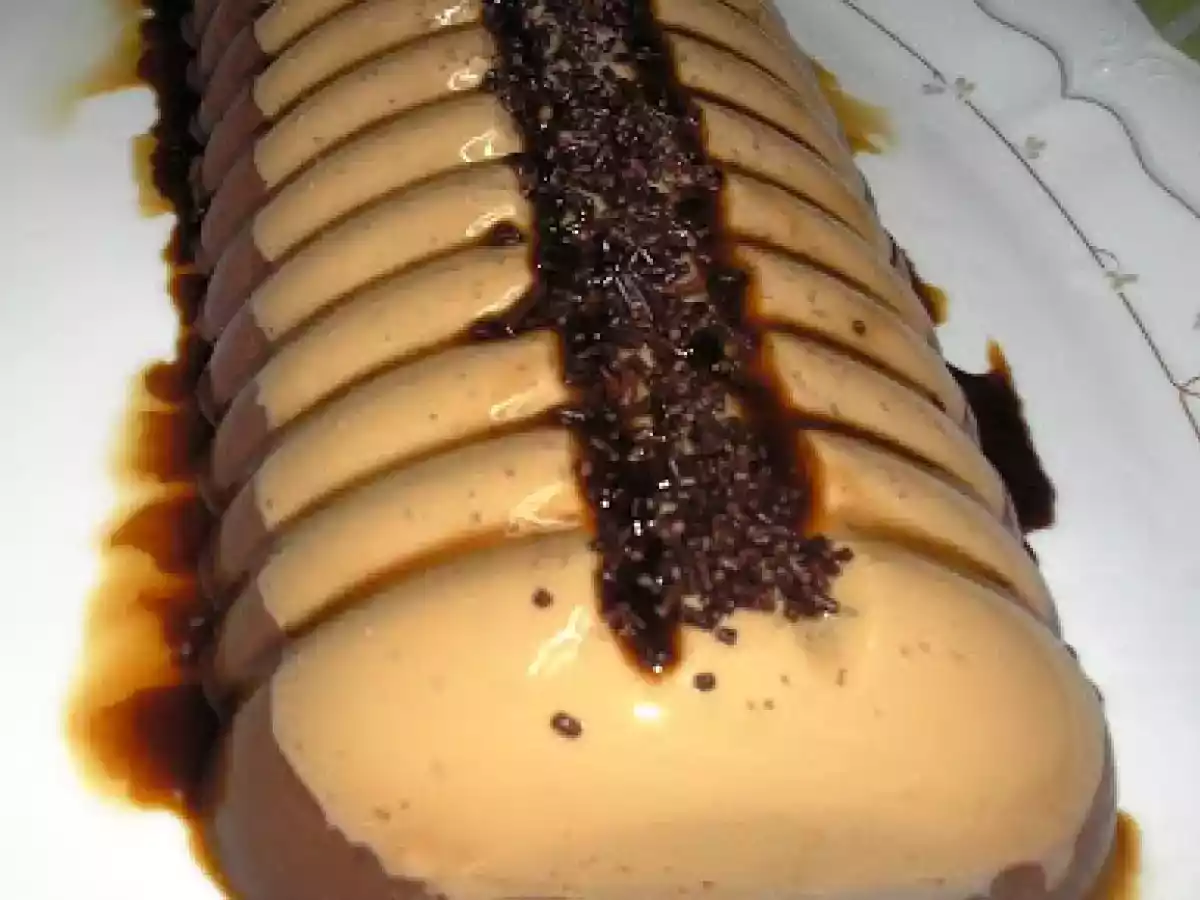 CUAJADO DE CHOCOLATE Y CAFÉ