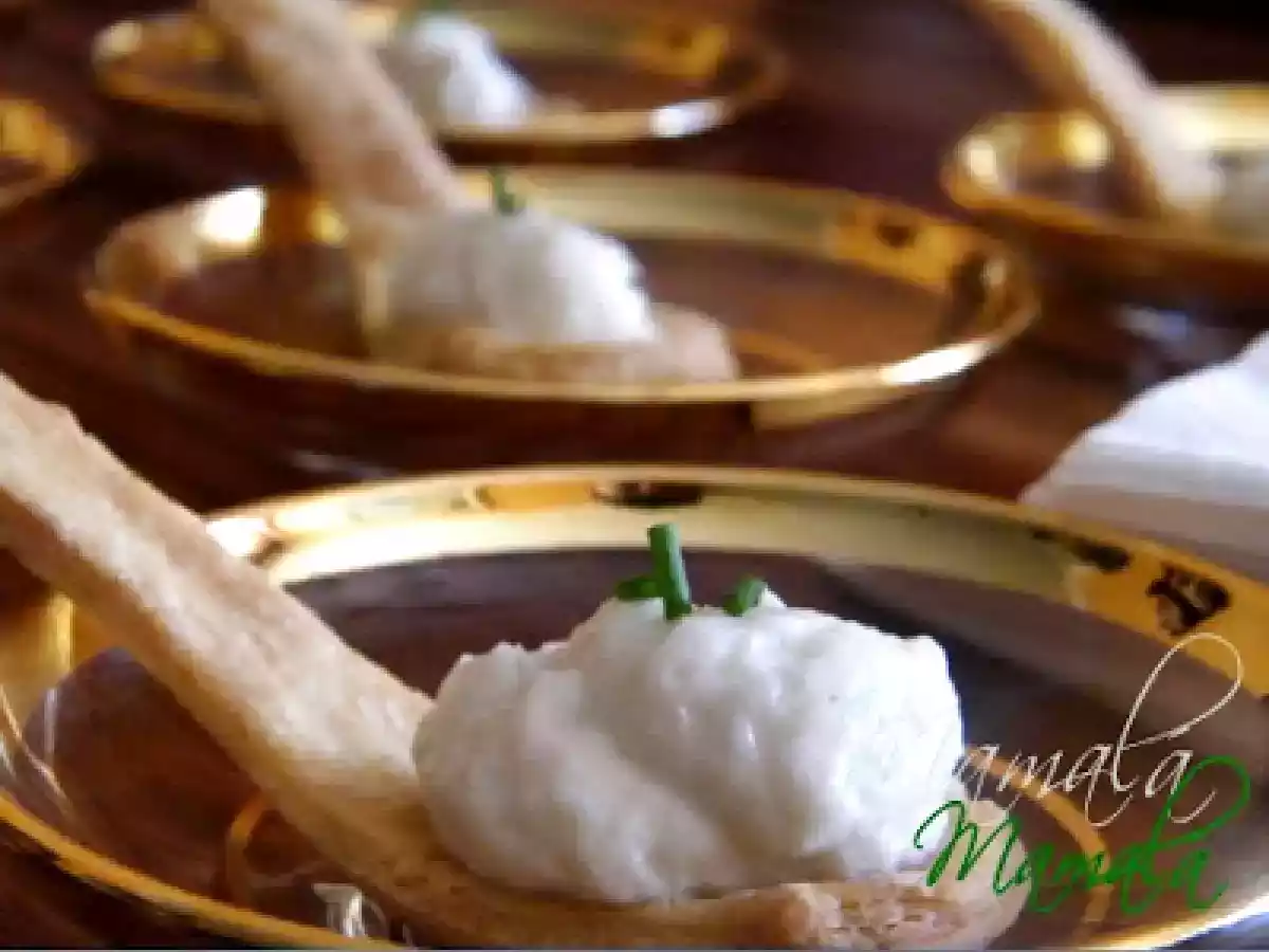 Cucharas comestibles con brandada de bacalao