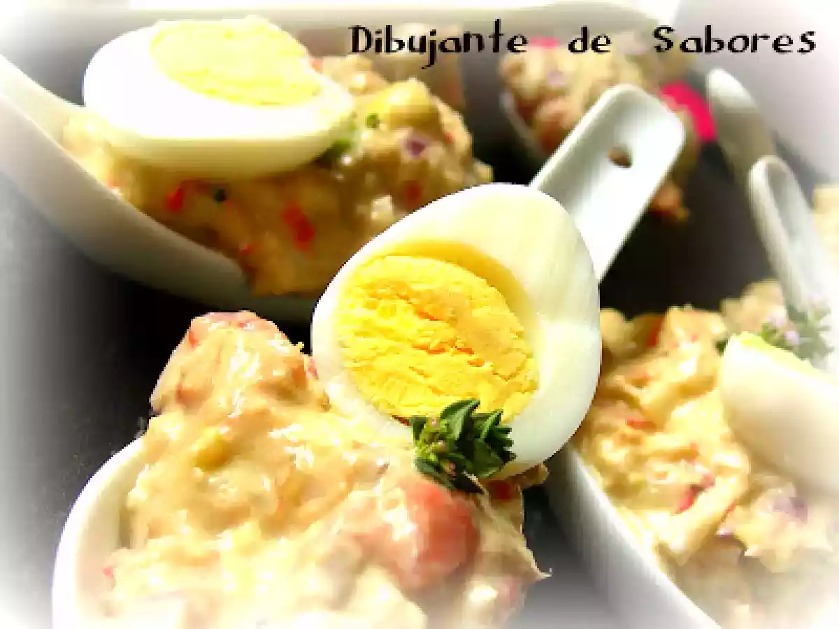 Cucharillas con picada fresca y huevo de codorniz - foto 2