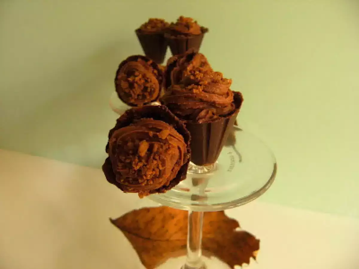 Cucurucho de Trufa a la Castaña con Gofio Frito - foto 2