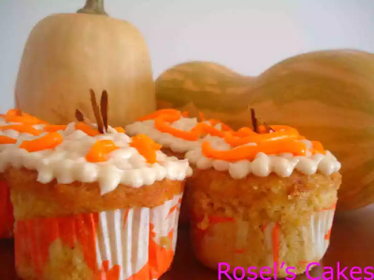 Cupakes de Calabaza con frosting de queso y canela