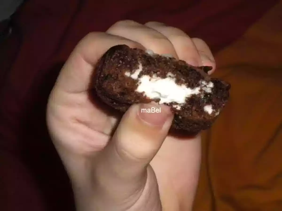 Cupcake de chocolate tipo Pingüinos Marinela - foto 2