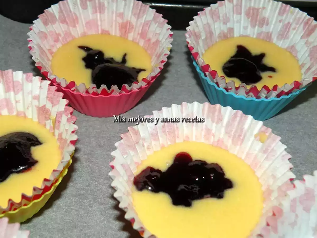 Cupcakes con mermelada de cereza. - foto 3