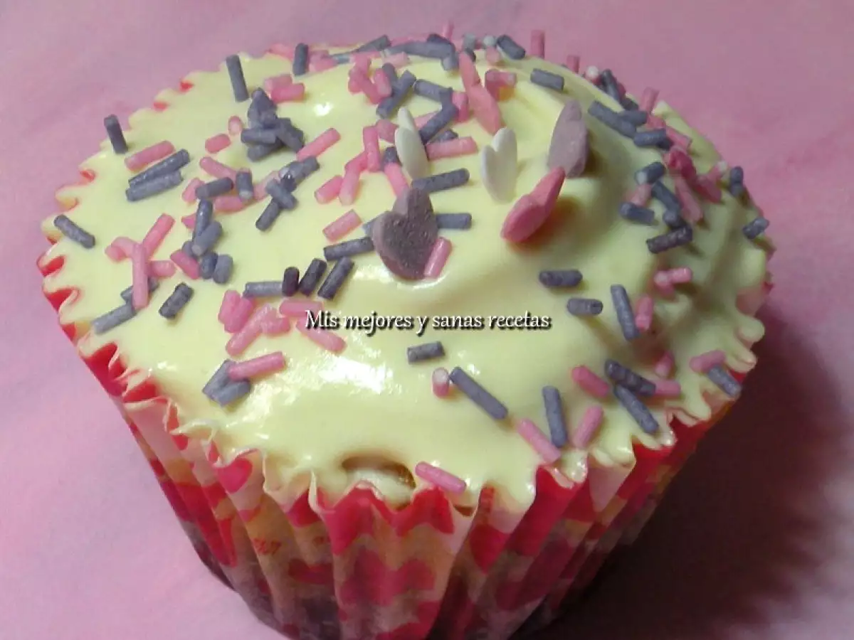 Cupcakes con mermelada de cereza. - foto 7