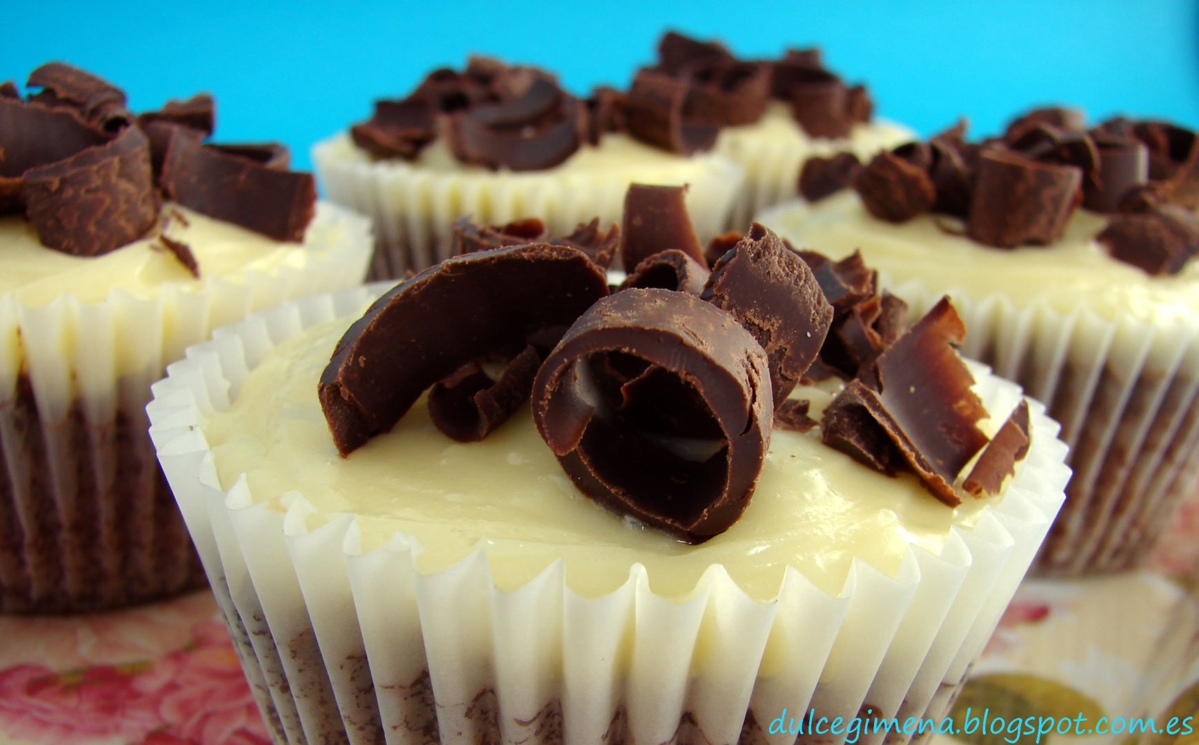 Cupcakes de chocolate, dulce de leche y crema de queso, Receta Petitchef