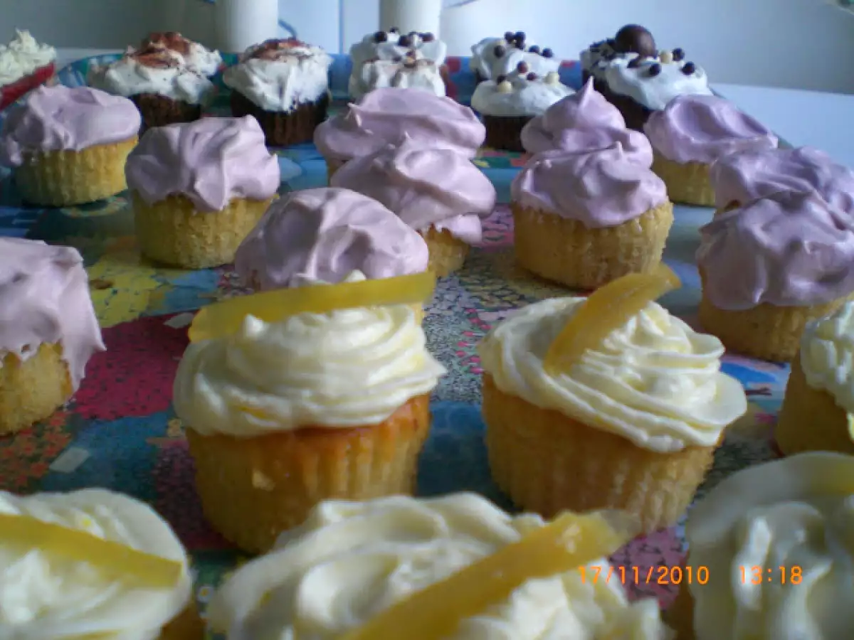 Cupcakes de jengibre y limón y cupcakes rellenos de arándanos - foto 2