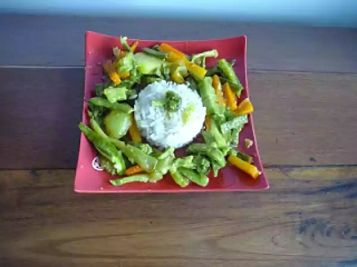 Curry de Verduras y Coco con Arroz al vapor