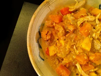 Curry jamaicano de pollo, calabaza y mango