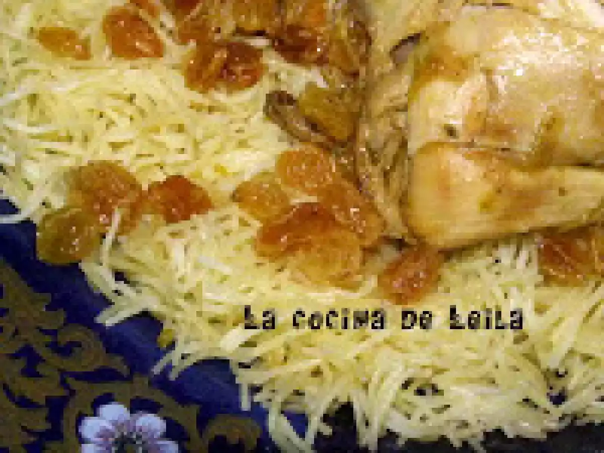 Cuscus de fideos con pollo escondido - Seffa madfon