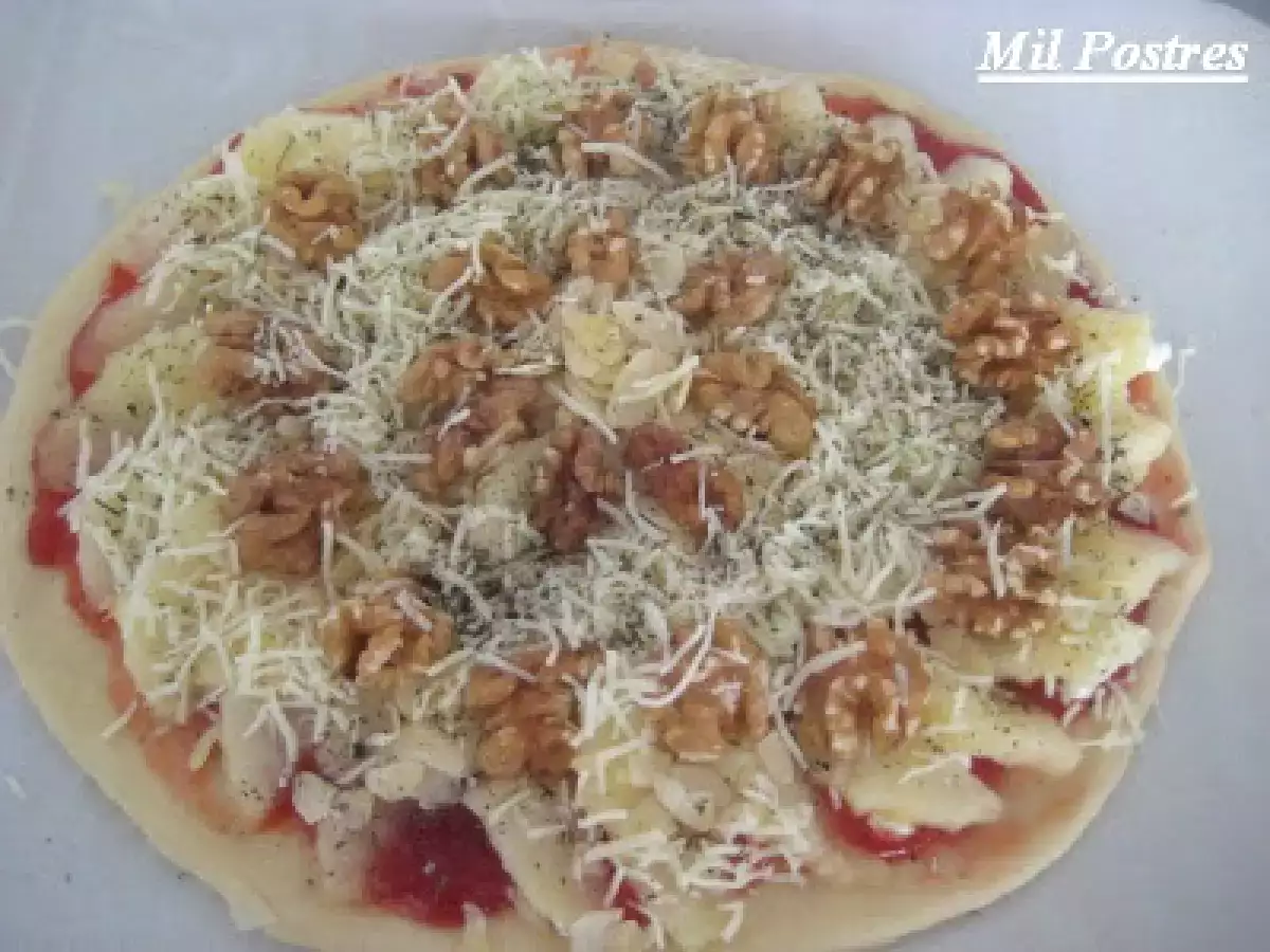 Daring bakers, desafío octubre. Pizza de manzana y frutos secos - foto 4