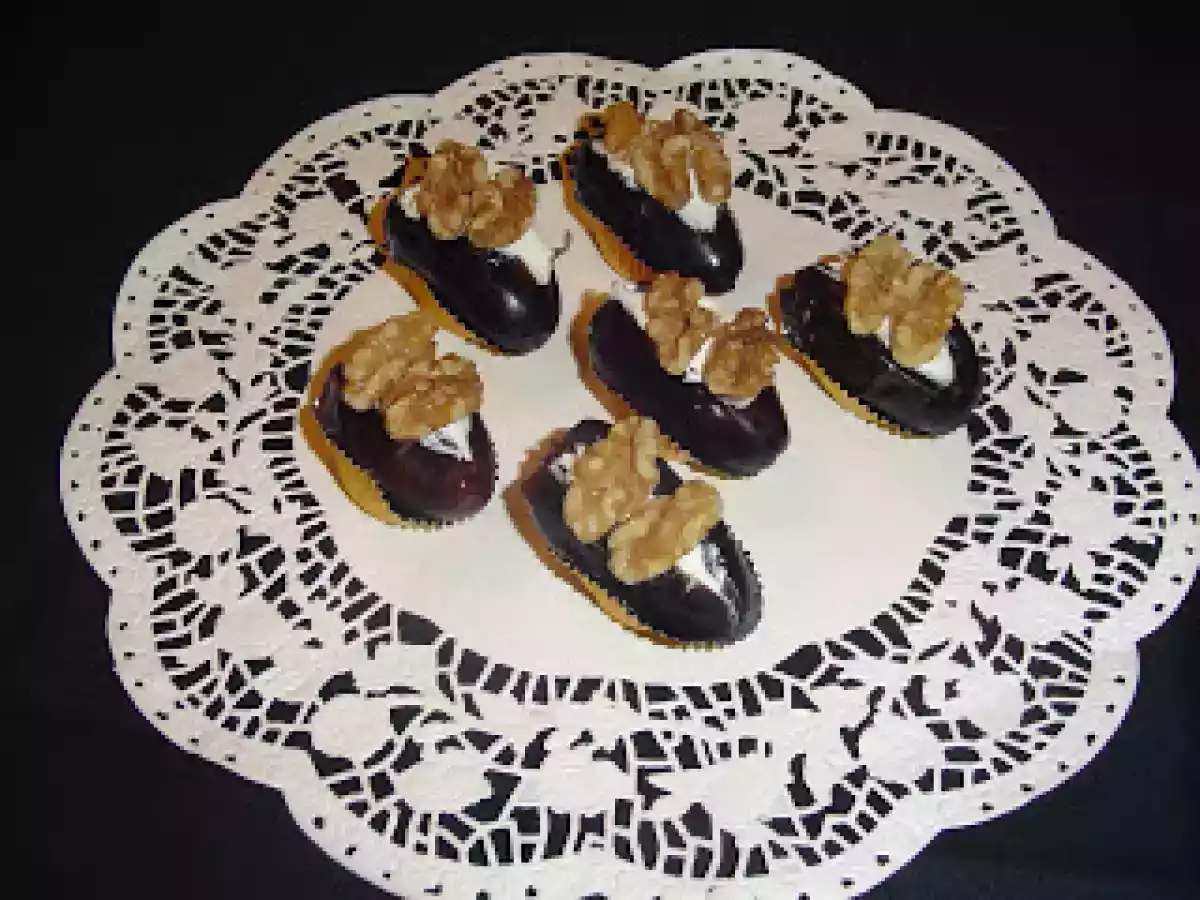 Dátiles rellenos de queso