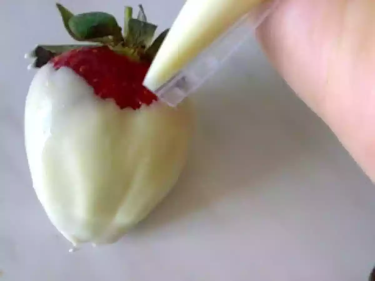 Decoracion de fresas para pastel/torta de novios