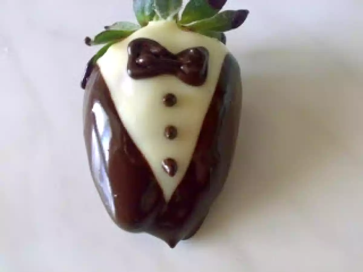 Decoracion de fresas para pastel/torta de novios - foto 4