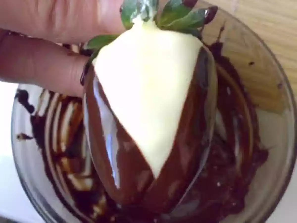 Decoracion de fresas para pastel/torta de novios - foto 8