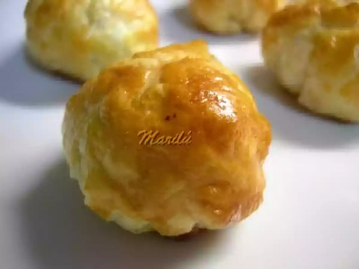 DELICIAS DE MORCILLA RIOS EN HOJALDRE