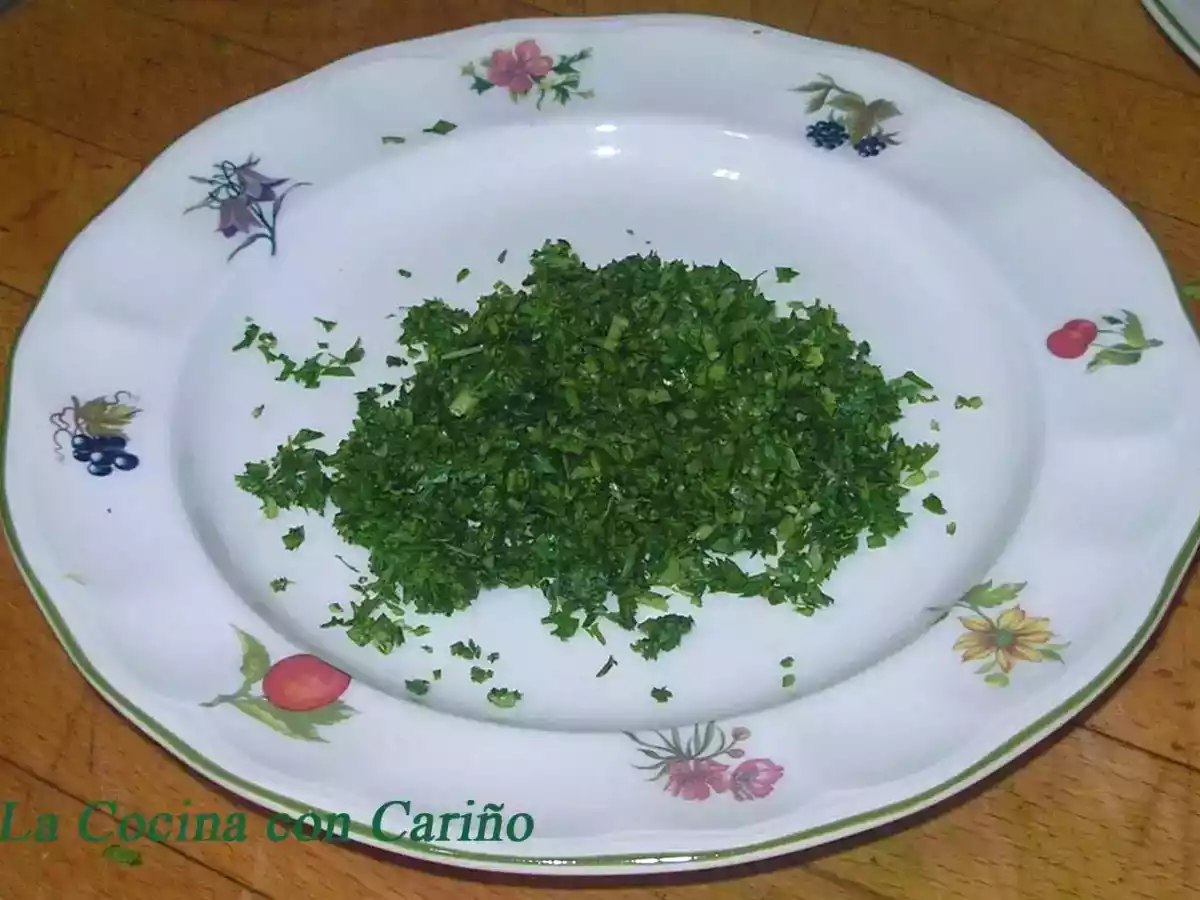 Delicias fritas de patata y merluza - foto 3