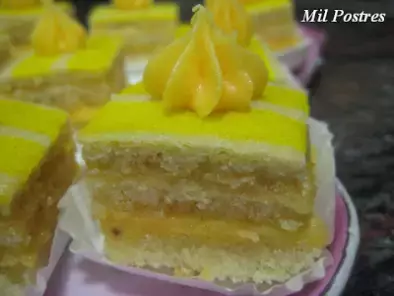 Desafío Enero Daring Bakers: Bizcocho Gioconda (Joconde). Pastelitos de limón - foto 2