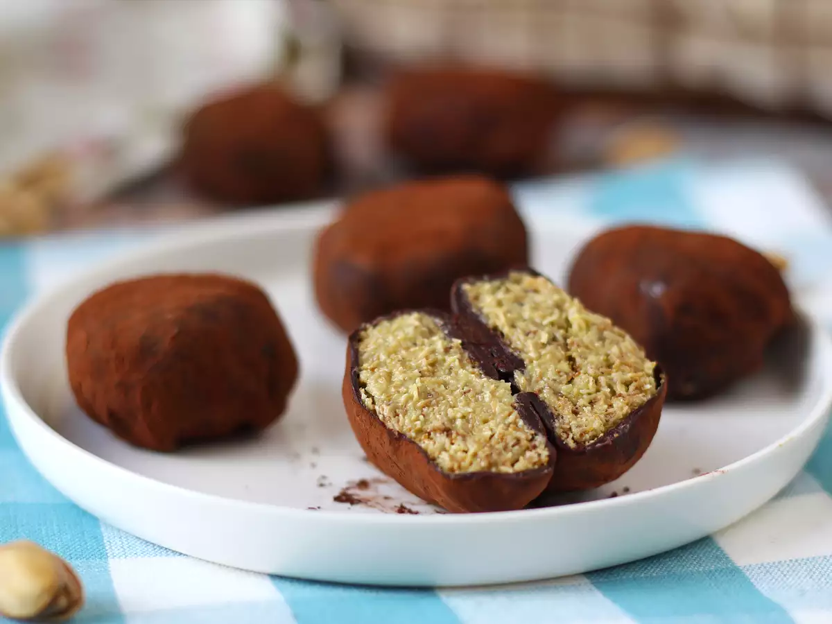 Dubai Chewy Cookie, la receta viral de mochis rellenos de pistacho y kataifi - foto 3