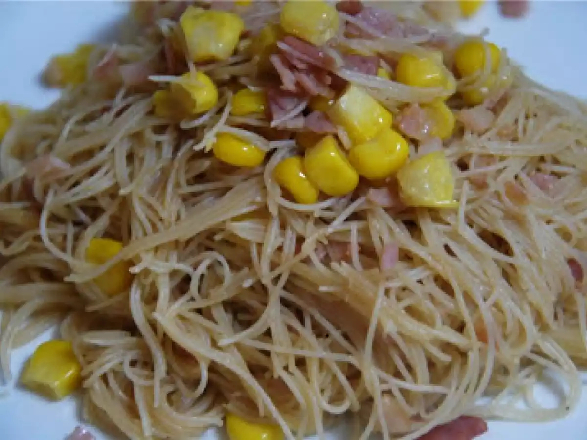 El inventor14: fideos chinos con bacon, jamón y maíz
