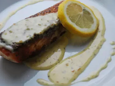 El inventor65: salmón a la plancha con salsa de mostaza, miel y limón