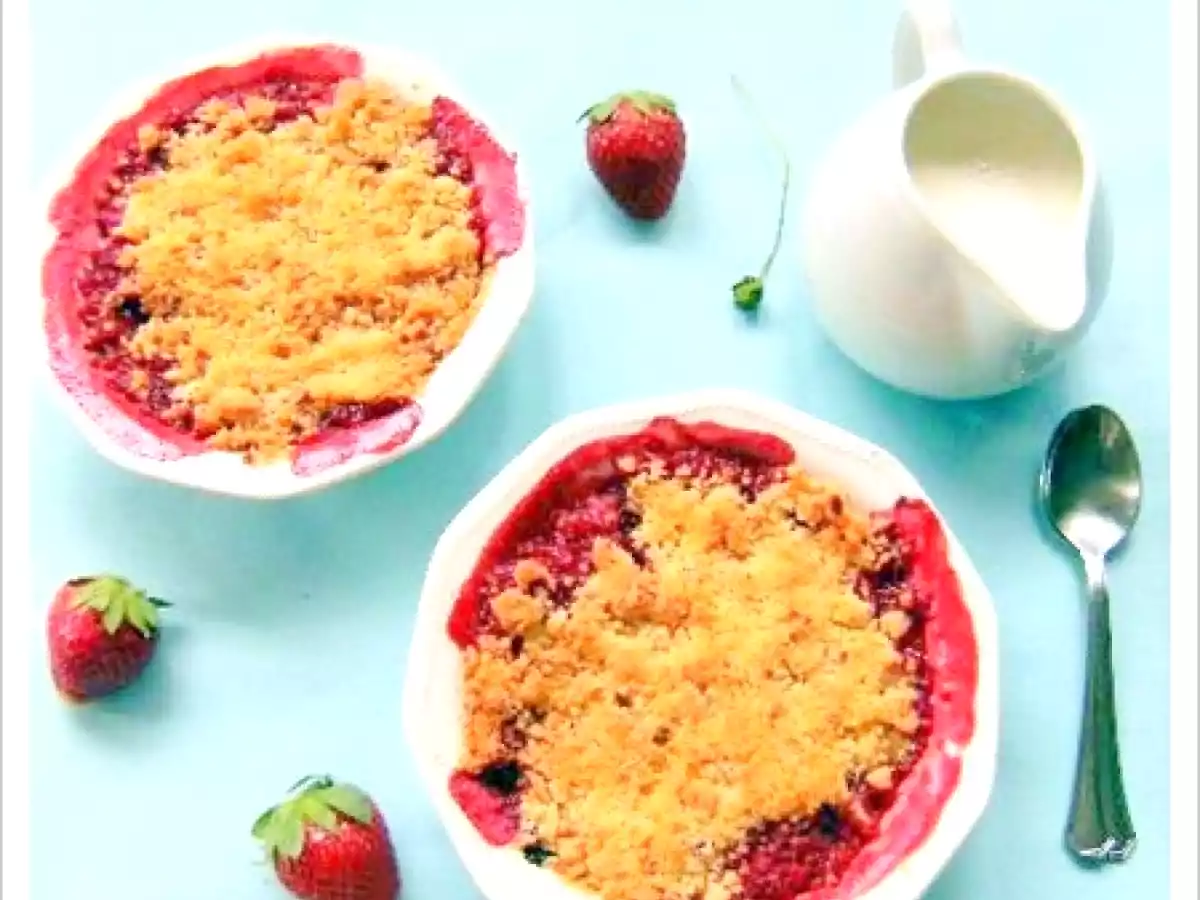 El mes más cruel: Crumble de fresas y almendras - foto 3