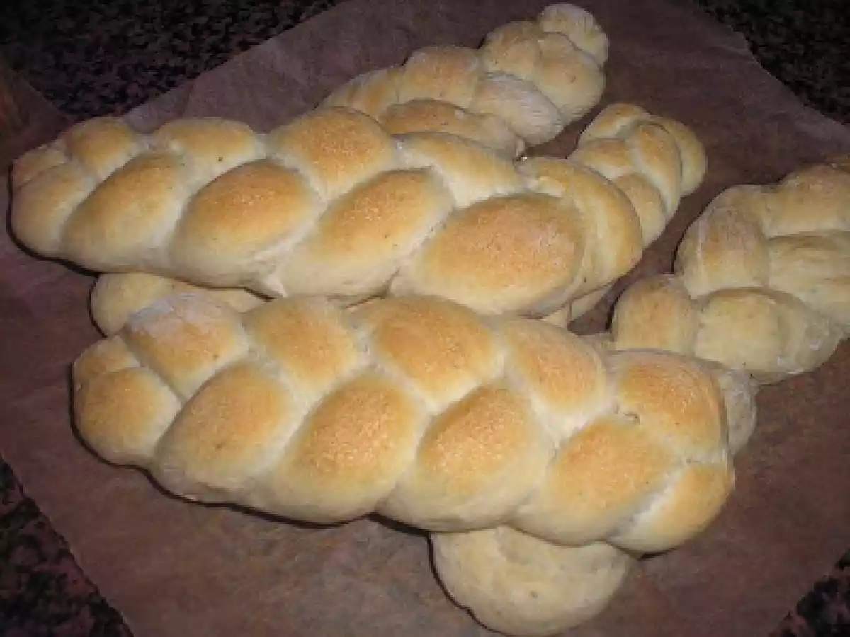EL PAN NUESTRO DE CADA DÍA.Trenzas y panecillos varios. - foto 2