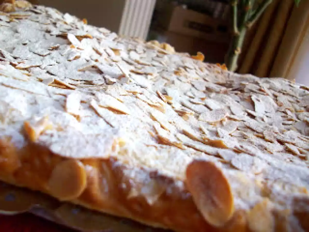 Empanada de almendra en Thermomix - foto 3