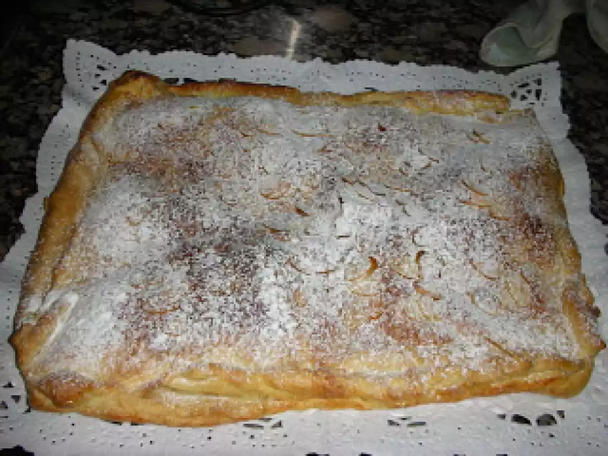 Empanada de almendras