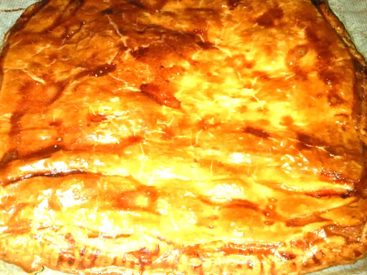 Empanada de Atún, Tomate y Huevo Duro - foto 3