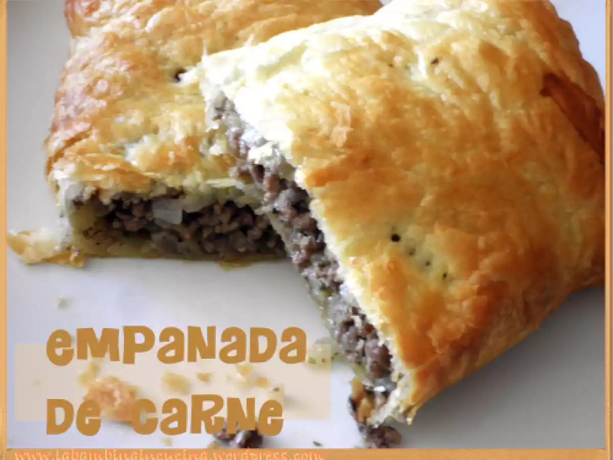 Empanada de carne con frutos secos