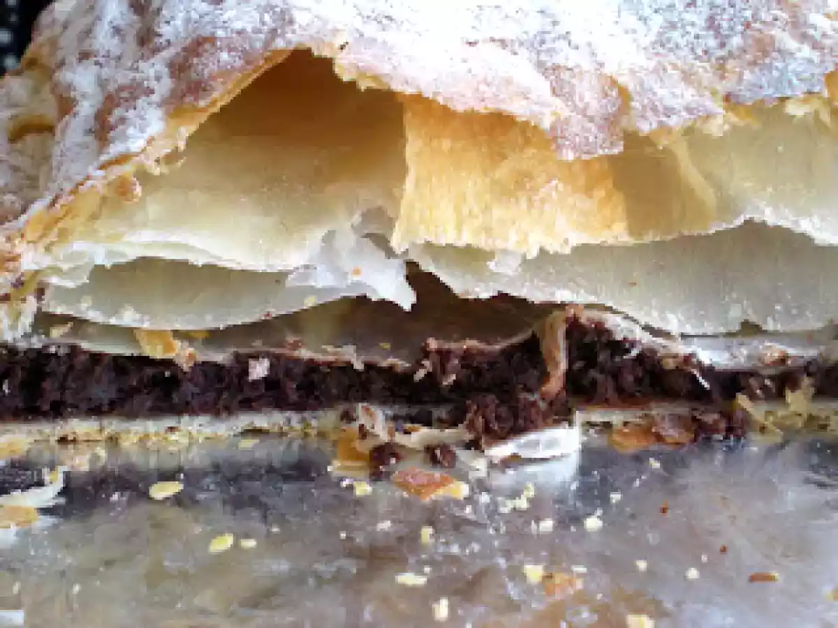 Empanada de chocolate y almendras. Paso a paso. - foto 2