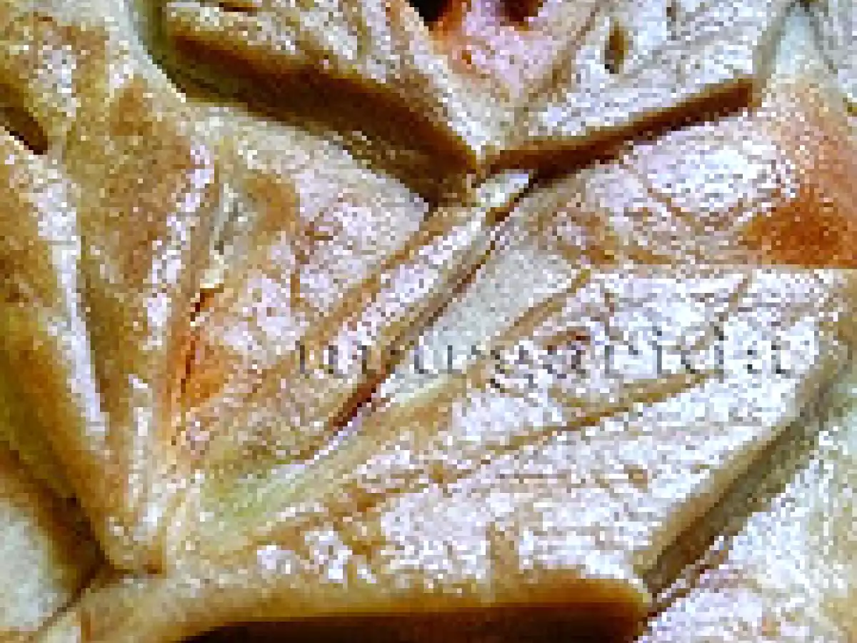 Empanada de grelos con sobrasada - foto 2