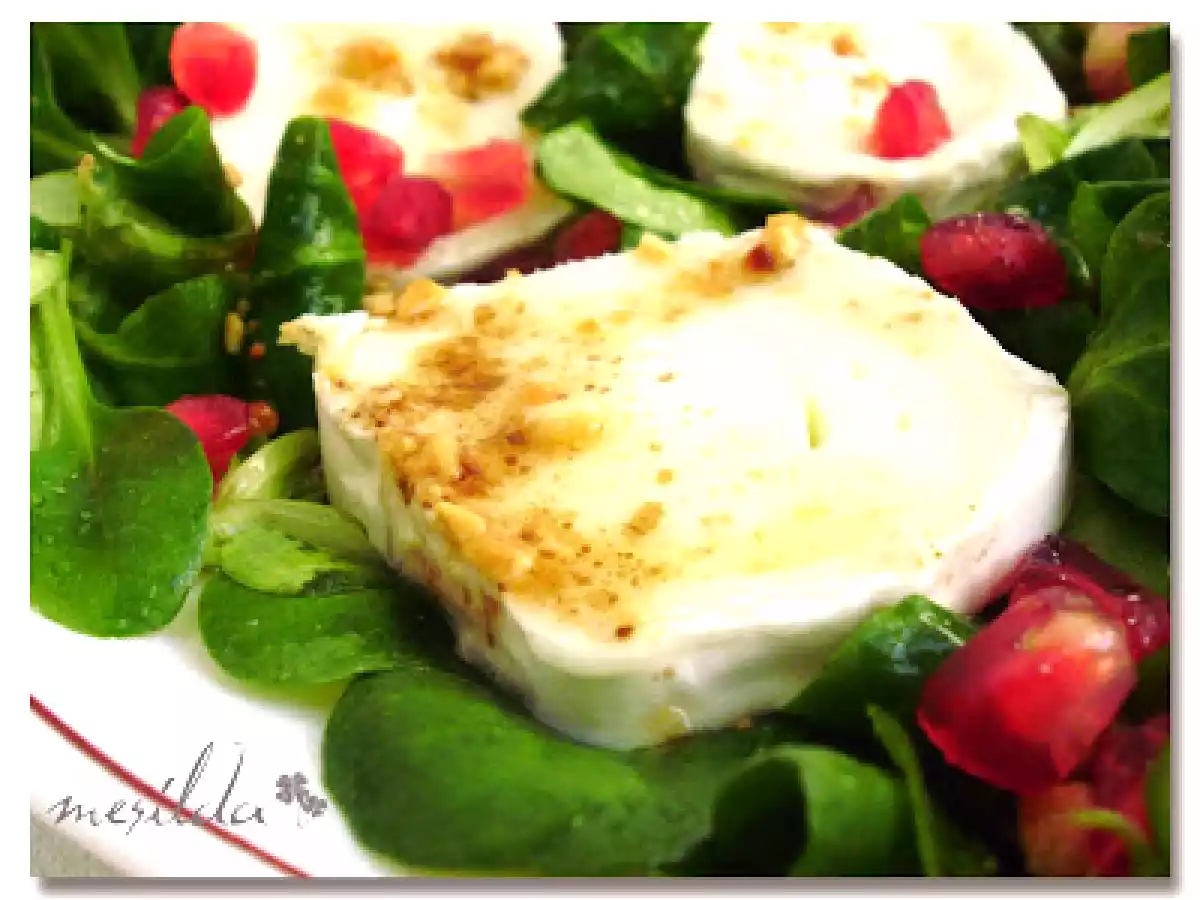 EMPANADA DE HOJALDRE, MORCILLA Y MANZANA - foto 2