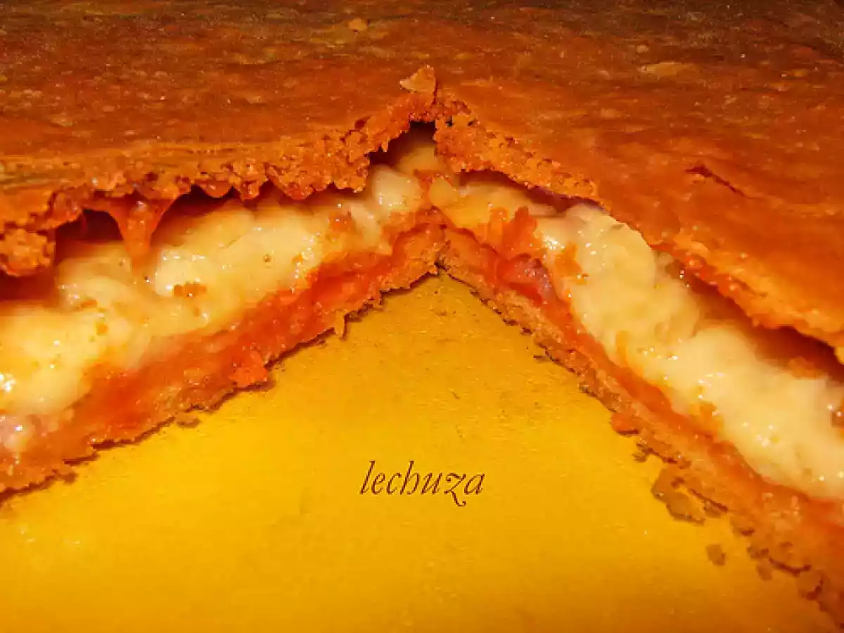 Empanada de jamón york y queso - foto 3