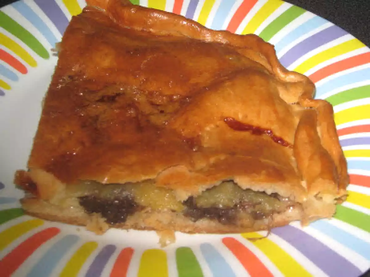 Empanada de morcilla y manzana - foto 2
